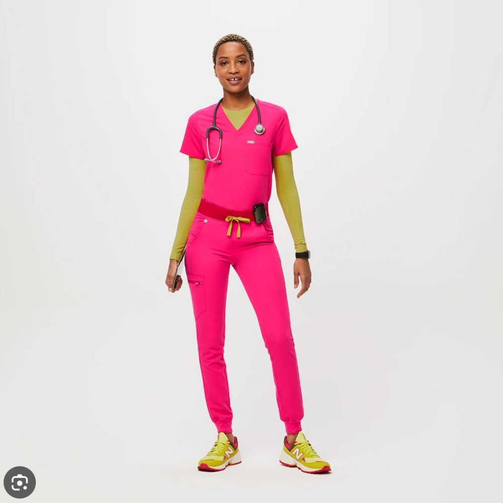 FIGS SHOCKING PINK SET: Catarina and high waisted Zamora XS